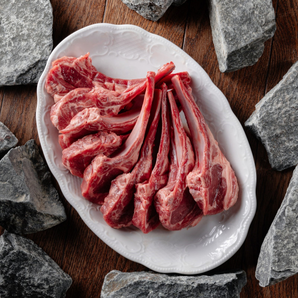 Каре ягнёнка Халяль / 1 шт. 600-800 гр.